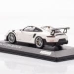 Porsche 911 991.2 GT2 RS Balts Minichamps 1:43 - image 3 of 4