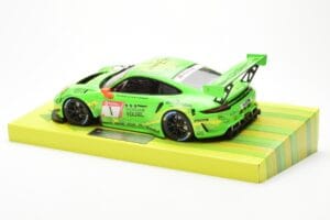 Porsche 911 991.2 GT3 R #1 Manthey Racing 24 Hours Nurburgring 2019 Minichamps 1:18 MG-M-911-19-1801 Metāls — attēls 5 no 6