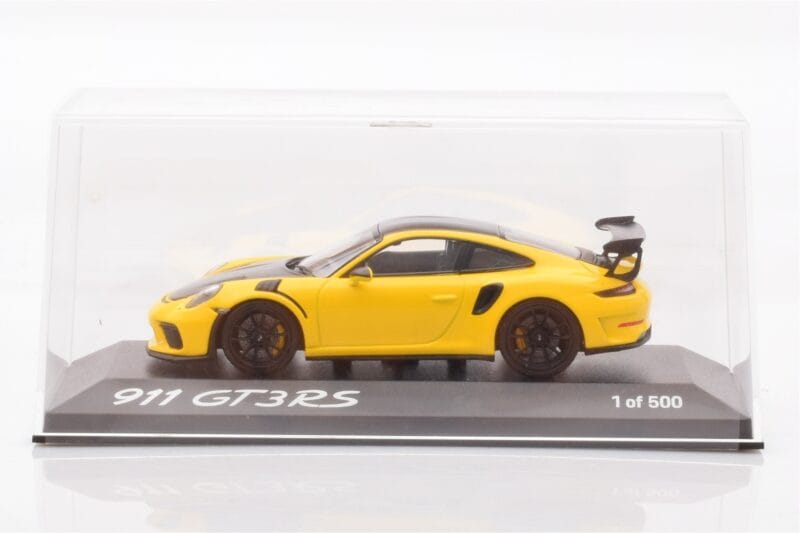Porsche 911 991.2 GT3 RS Dzeltens Minichamps 1:43