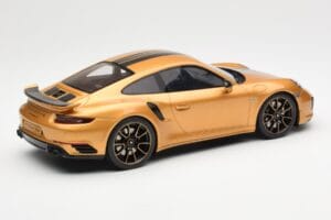 Porsche 911 991.2 Turbo S Exclusive Zeltains GT Spirit 1:18 GT444 Sveķi — attēls 2 no 6