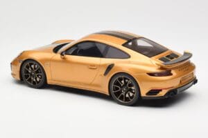 Porsche 911 991.2 Turbo S Exclusive Zeltains GT Spirit 1:18 GT444 Sveķi — attēls 5 no 6