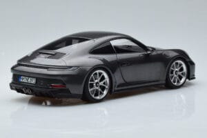 Porsche 911 992 GT3 Touring Package Pelēks Norev 1:18 187305 Metāls — attēls 3 no 7