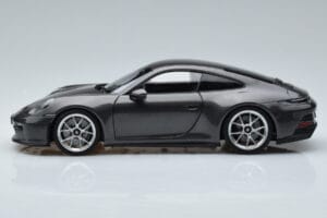 Porsche 911 992 GT3 Touring Package Pelēks Norev 1:18 187305 Metāls — attēls 4 no 7