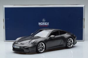 Porsche 911 992 GT3 Touring Package Pelēks Norev 1:18 187305 Metāls — attēls 7 no 7