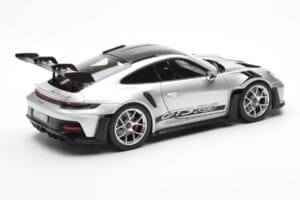 Porsche 911 992 GT3 Weissach Pack GT Sudraba Metallic Norev 1:18 187366 Metāls — attēls 3 no 8
