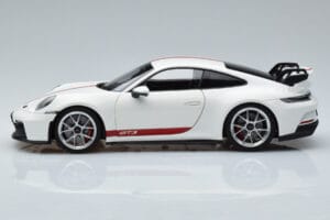 Porsche 911 992 GT3 Balts Norev 1:18 187306 Metāls — attēls 4 no 7