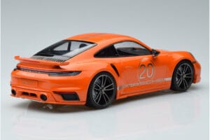 Porsche 911 992 Turbo S China 20th Anniversary Oranžs Minichamps 1:18 155069171 Metāls — attēls 2 no 6