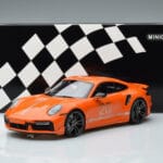 Porsche 911 992 Turbo S China 20th Anniversary Oranžs Minichamps 1:18 - image 6 of 6