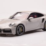 Porsche 911 992 Turbo S Crayon Pelēks GT Spirit 1:18