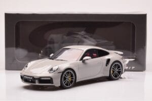 Porsche 911 992 Turbo S Crayon Pelēks GT Spirit 1:18 GT431 Sveķi — attēls 6 no 6