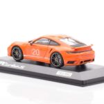 Porsche 911 992 Turbo S Gulf Oranžs Minichamps 1:43 - image 3 of 4