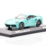 Porsche 911 992 Turbo S Mint Zaļš Minichamps 1:43 - image 2 of 4