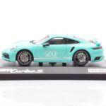 Porsche 911 992 Turbo S Mint Zaļš Minichamps 1:43