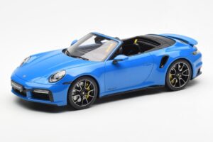 Porsche 911 992 Turbo S Shark Zils GT Spirit 1:18