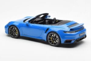 Porsche 911 992 Turbo S Shark Zils GT Spirit 1:18 GT441 Sveķi — attēls 5 no 6