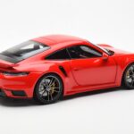 Porsche 911 992 Turbo S Sport Design Sarkans Minichamps 1:18 - image 3 of 8