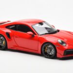 Porsche 911 992 Turbo S Sport Design Sarkans Minichamps 1:18 - image 6 of 8