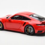 Porsche 911 992 Turbo S Sport Design Sarkans Minichamps 1:18 - image 7 of 8