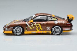 Porsche 911 996 GT3 Cup M. Marsh Carrera Cup Asia Winner 2004 AUTOart 1:18 80489 Metāls — attēls 4 no 7