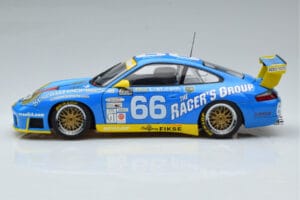 Porsche 911 996 GT3 R #6 24 Hours of Daytona GT Class Winner 2002 AUTOart 1:18 80273 Metāls — attēls 4 no 7