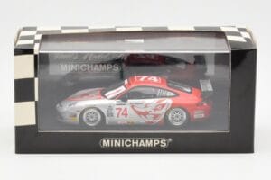 Porsche 911 996 GT3 RSR Flying Lizard #74 M. Rockenfeller / D. Cunningham / S. Neiman / J. Pechnik / J. Van Overbeek Rolex 24 — attēls 4 no 4