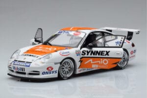 Porsche 911 996 GT3 R #1 C. Kwan Carrera Cup Asia 2004 AUTOart 1:18 80487 Metāls — attēls 2 no 7