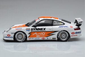 Porsche 911 996 GT3 R #1 C. Kwan Carrera Cup Asia 2004 AUTOart 1:18 80487 Metāls — attēls 4 no 7