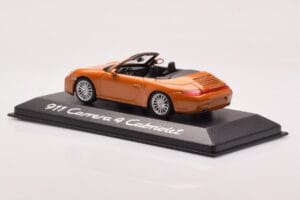 Porsche 911 997 Carrera 4 Kabriolets Oranžs Metālisks Minichamps 1:43 WAP02001618 Metāls — attēls 3 no 4