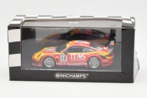 Porsche 911 997 GT3 R ITAS #18 De Lorenzi / Bonetti / Caccia / Bontempelli 24 Hours of Spa 2011 Minichamps 1:43 400118918 Met — attēls 4 no 4