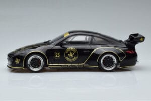 Porsche 911 997.2 RWB n23 Old New JPS MCG 1:18 MCG18326 Metāls — attēls 3 no 6