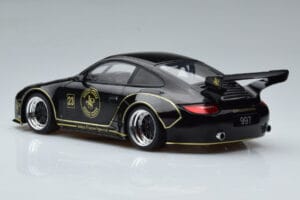 Porsche 911 997.2 RWB n23 Old New JPS MCG 1:18 MCG18326 Metāls — attēls 5 no 6