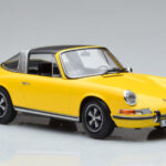 Porsche 911 E Targa Norev 1:18 - image 5 of 7