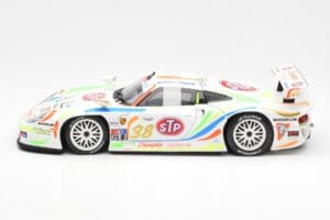 Porsche 911 GT1 #38 T. Boutsen / M. Kelleners 24 Hours of Le Mans 1998 UT Models 1:18 39817 Metāls — attēls 3 no 6