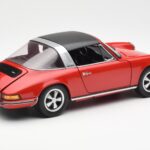 Porsche 911 Targa S Sarkans Schuco 1:18 - image 4 of 9