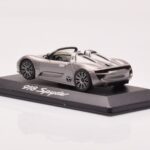 Porsche 918 Spyder Pelēks Metālisks Minichamps 1:43 - image 3 of 4