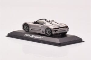 Porsche 918 Spyder Pelēks Metālisks Minichamps 1:43 WAP0201910B Metāls — attēls 3 no 4