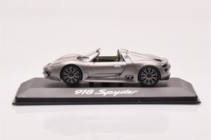 Porsche 918 Spyder Pelēks Metālisks Minichamps 1:43