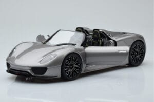 Porsche 918 Spyder Prototips Pelēks Metallik Minichamps 1:18 110060030 Metāls — attēls 2 no 7