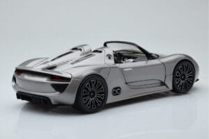 Porsche 918 Spyder Prototips Pelēks Metallik Minichamps 1:18 110060030 Metāls — attēls 3 no 7