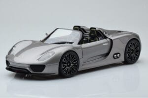 Porsche 918 Spyder Prototips Pelēks Metallik Minichamps 1:18