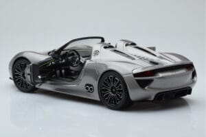 Porsche 918 Spyder Prototips Pelēks Metallik Minichamps 1:18 110060030 Metāls — attēls 6 no 7