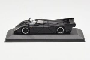 Porsche 962 Dauer Street Matēts Melns Minichamps 1:43