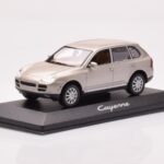 Porsche Cayenne 9PA Bēšs Minichamps 1:43 - image 2 of 4