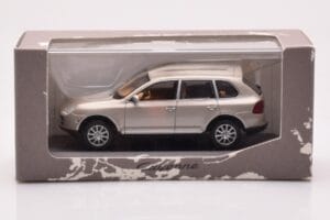 Porsche Cayenne 9PA Bēšs Minichamps 1:43 WAPC2000513 Metāls — attēls 4 no 4