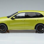 Porsche Cayenne GTS 92A Peridot Zaļš GT Spirit 1:18 - image 3 of 6