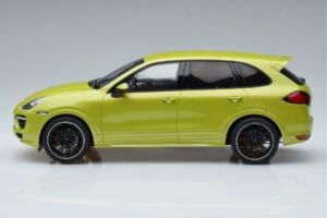 Porsche Cayenne GTS 92A Peridot Zaļš GT Spirit 1:18 GT020A Sveķi — attēls 3 no 6