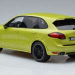Porsche Cayenne GTS 92A Peridot Zaļš GT Spirit 1:18 - image 5 of 6