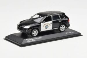 Porsche Cayenne 9PA Highway Patrol Minichamps 1:43 400066291 Metāls — attēls 2 no 4
