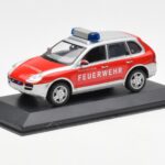 Porsche Cayenne S Feuerwehr Minichamps 1:43 - image 2 of 4