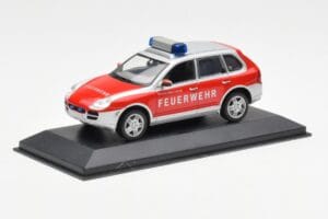 Porsche Cayenne S Feuerwehr Minichamps 1:43 WAPC02060116 Metāls — attēls 2 no 4